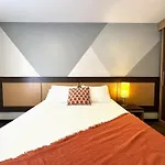 Central Park Flat Residence - Home Time
